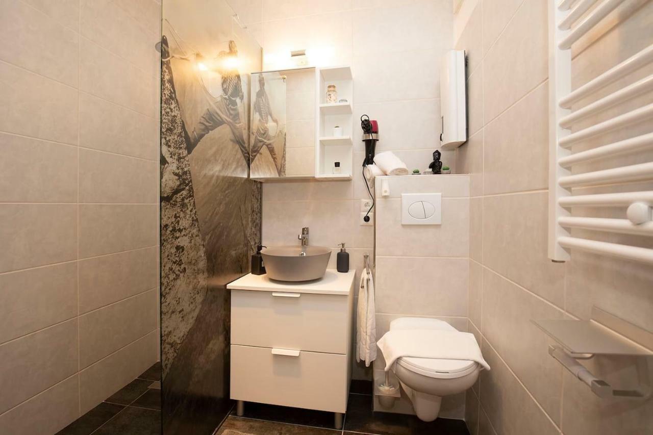 Modern Studio-Apartment In Gosau Near Hallstatt ภายนอก รูปภาพ