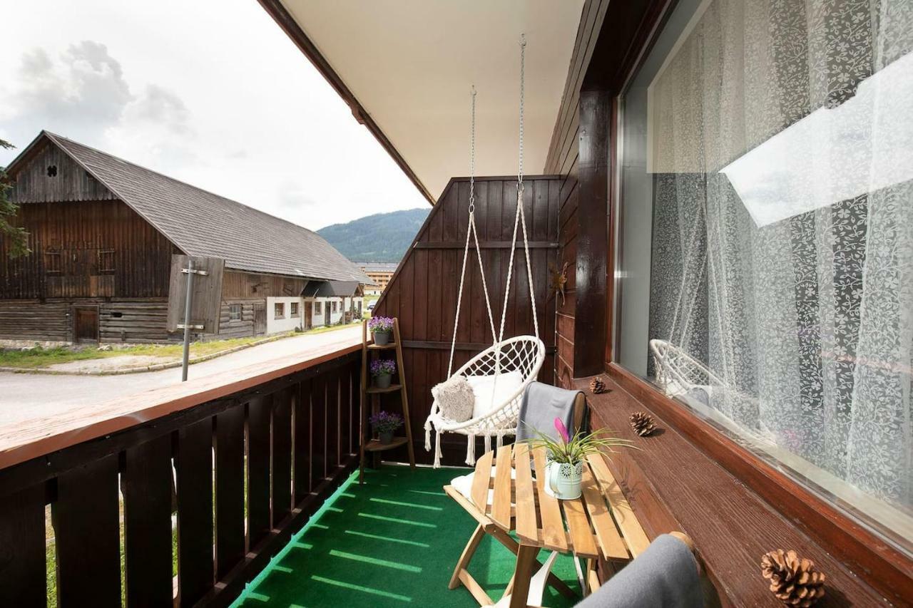 Modern Studio-Apartment In Gosau Near Hallstatt ภายนอก รูปภาพ
